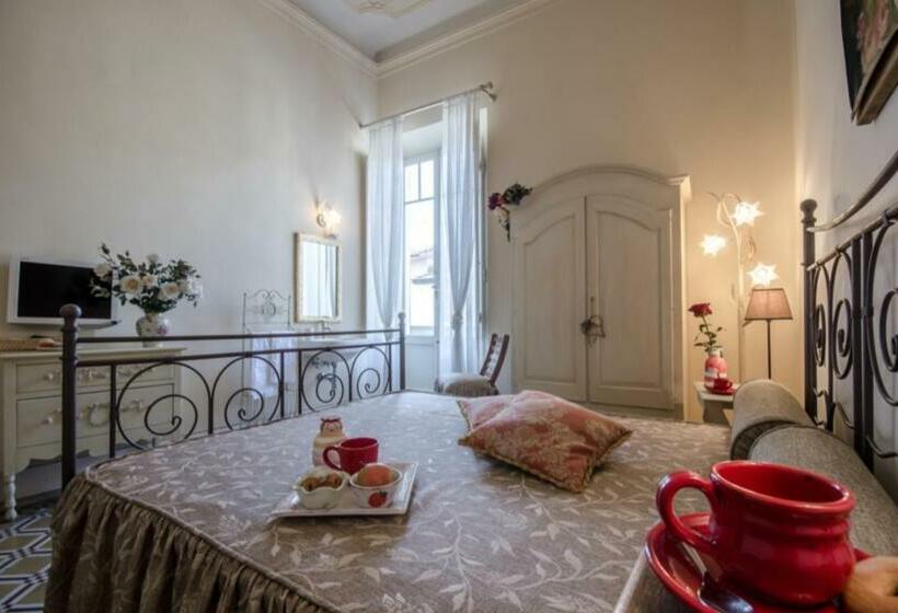 اتاق استاندارد سه نفره, Il Sole Antico