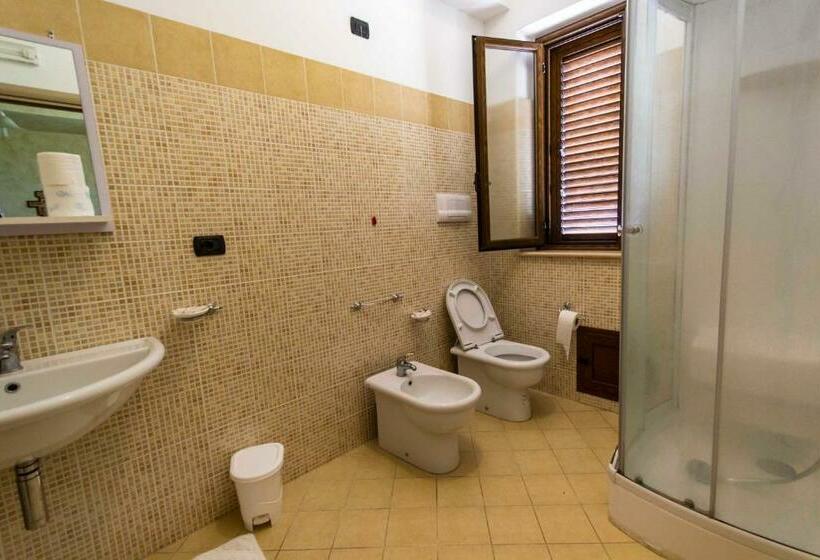 Номер Стандарт Трехместный, Agriturismo L Antico Carro