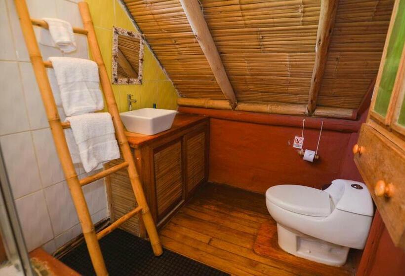 سوئیت با بالکن, La Maison Eco House & Yoga