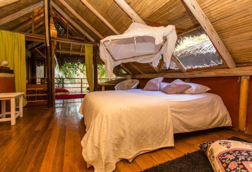 سوئیت با بالکن, La Maison Eco House & Yoga