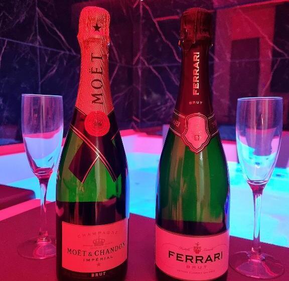 سوییت لوکس, La Perla Luxury Room