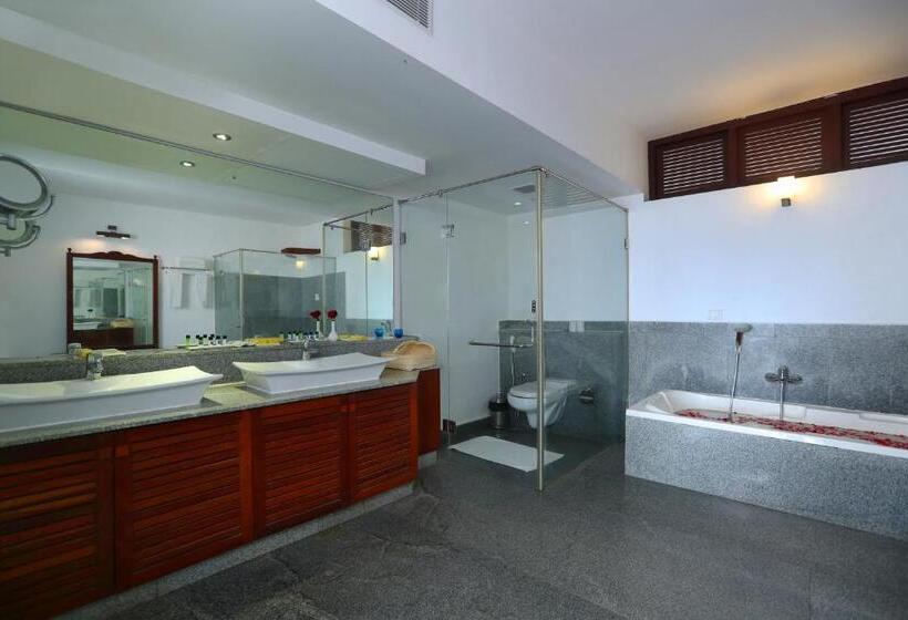 Люкс Вид на Море, Getaway Beach Resort Kovalam