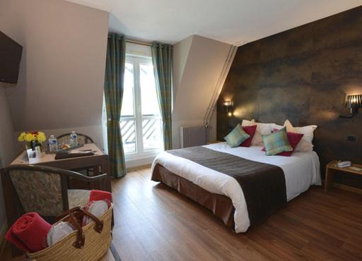Номер Стандарт с Балконом, Hôtel Panorama