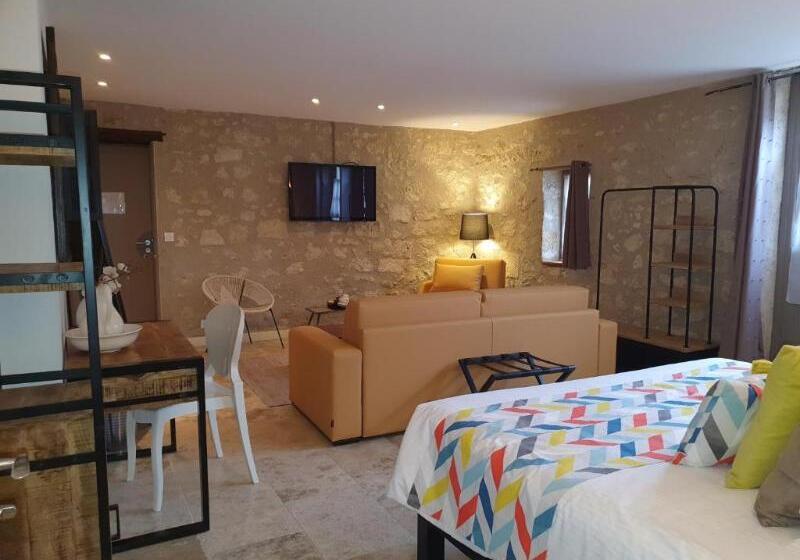 Семейный Номер, Logis L'auberge De Larressingle