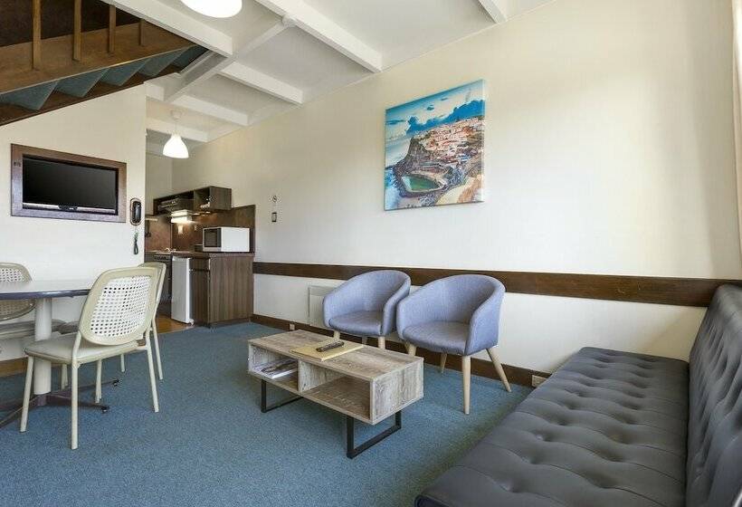 침실 2개 아파트, Village Family Motor Inn