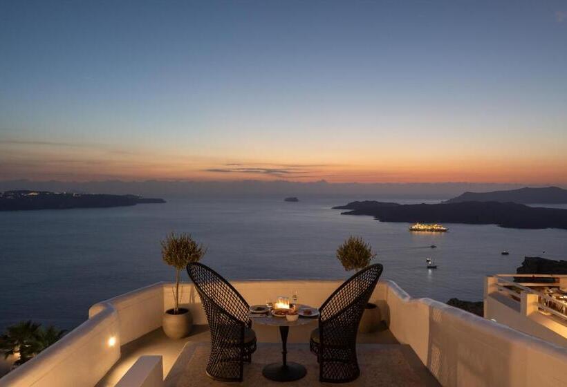 سوئیت جونیور با چشم‌انداز, Volcano View By Caldera Collection