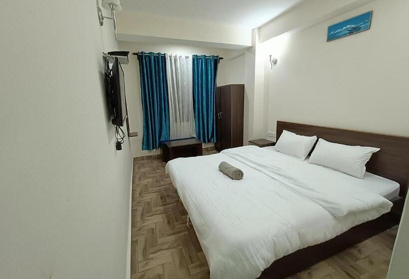 اتاق استاندارد با تخت بزرگ, Snow Drop Guest House