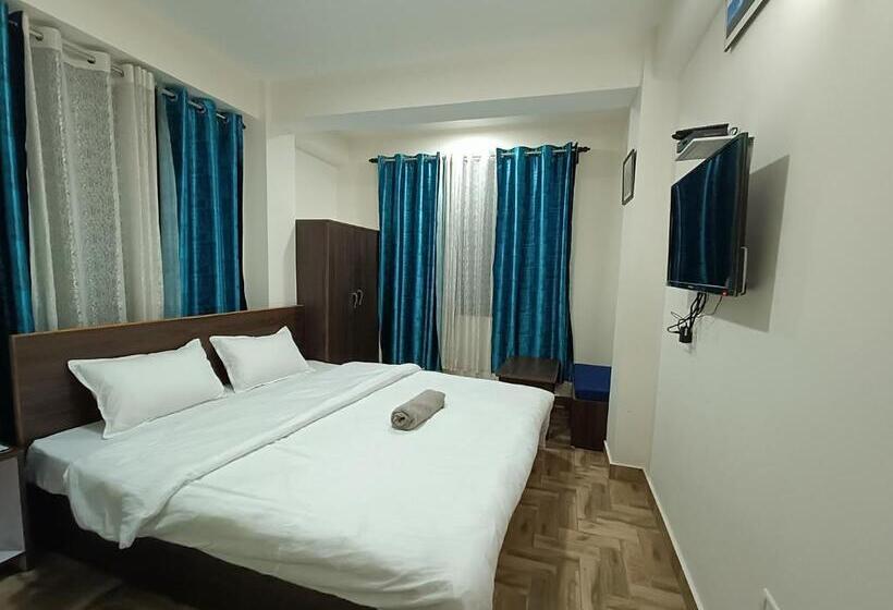 اتاق استاندارد با تخت بزرگ, Snow Drop Guest House