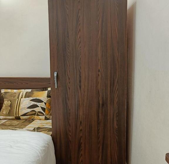 اتاق استاندارد, Snow Drop Guest House