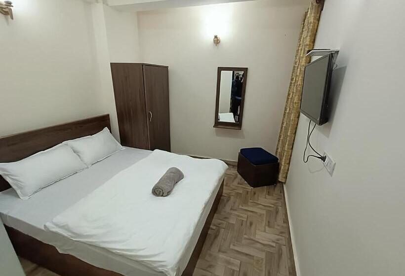 اتاق استاندارد, Snow Drop Guest House
