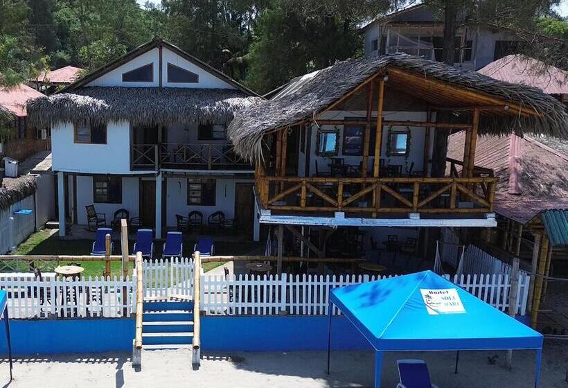 اتاق استاندارد سه نفره, Hostal Solemare