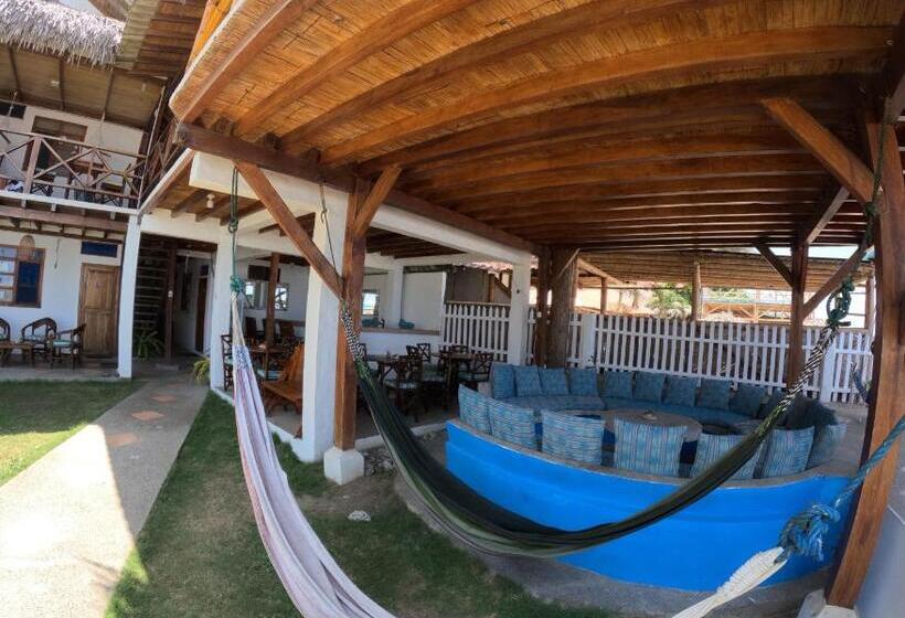 اتاق سوپریور چهار تخته, Hostal Solemare