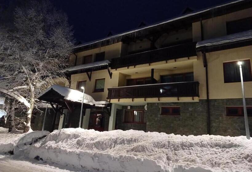 低层单卧公寓, Apartmán Sedmička Horec