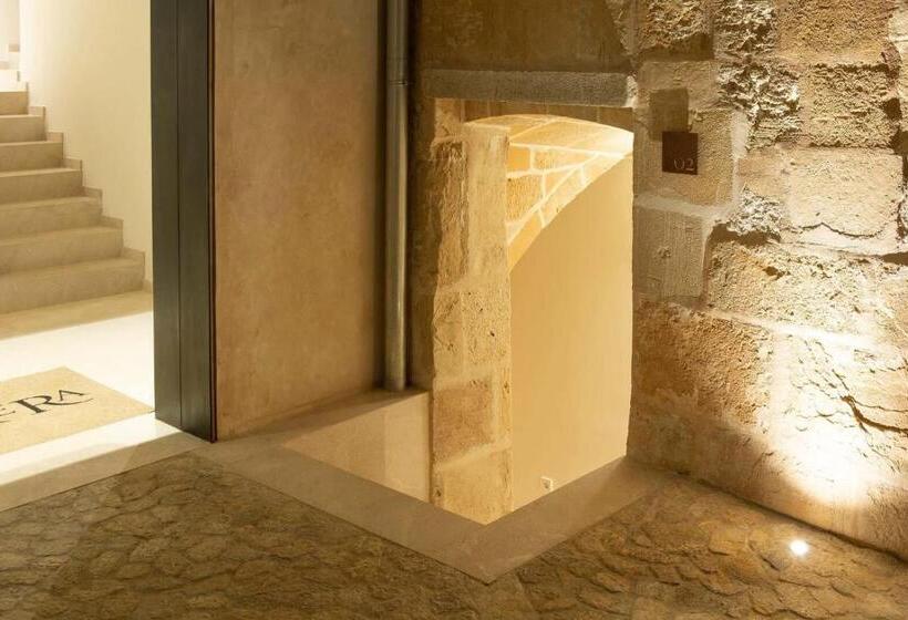 اتاق استاندارد, Can Cirera