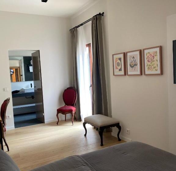 Suite with Terrace, Can Cirera