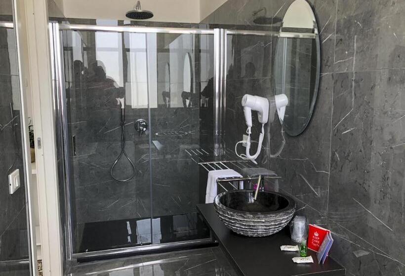 اتاق لوکس, Regina Margherita   Bed And Breakfast & Rooftop Lounge Bar