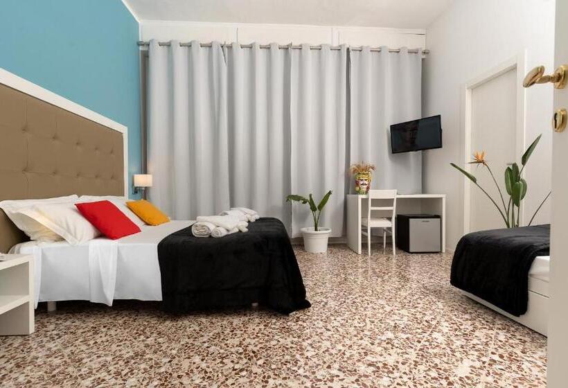 اتاق لوکس, Regina Margherita   Bed And Breakfast & Rooftop Lounge Bar