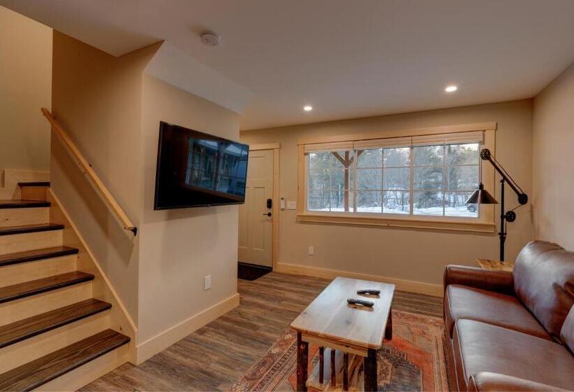 Люкс, The Lodge By Sunapee Stays
