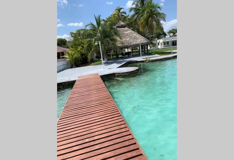 デラックスビラの１ベッドルーム, Casa Pucté Bacalar