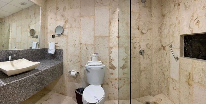 اتاق سوپریور, Real Hispano