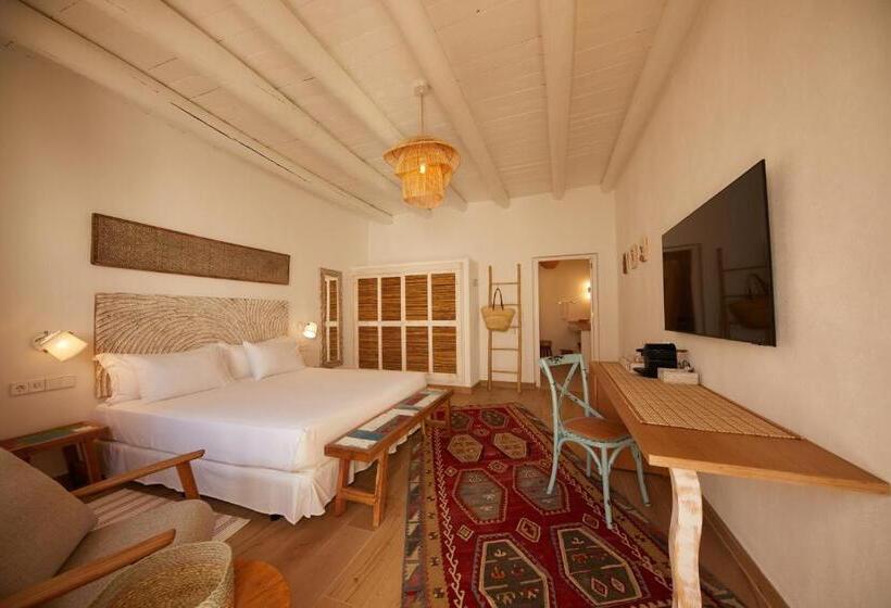 اتاق استاندارد, Petunia Ibiza, A Beaumier