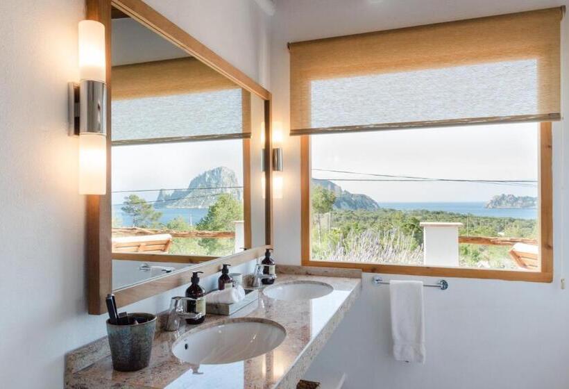Deluxe Suite Sea View, Petunia Ibiza, A Beaumier