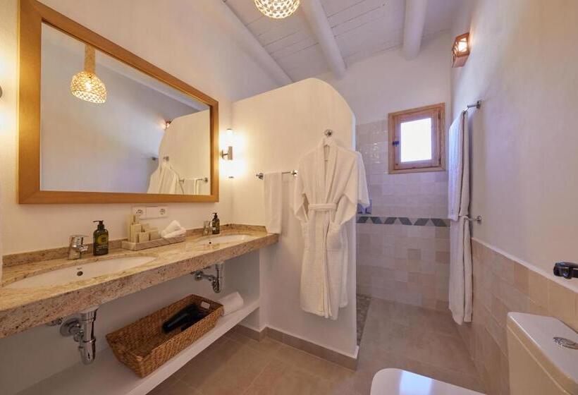 Deluxe Suite Sea View, Petunia Ibiza, A Beaumier