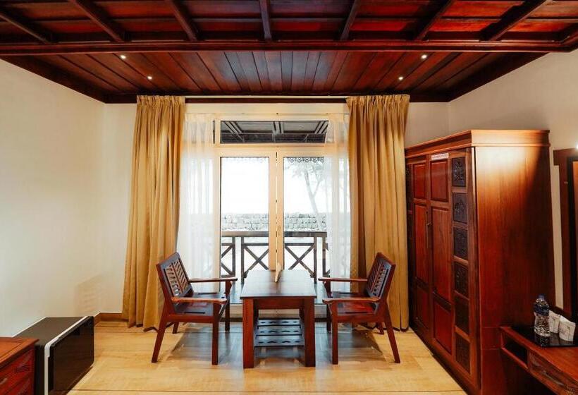 Семейный Номер, Cherai Beach View Heritage