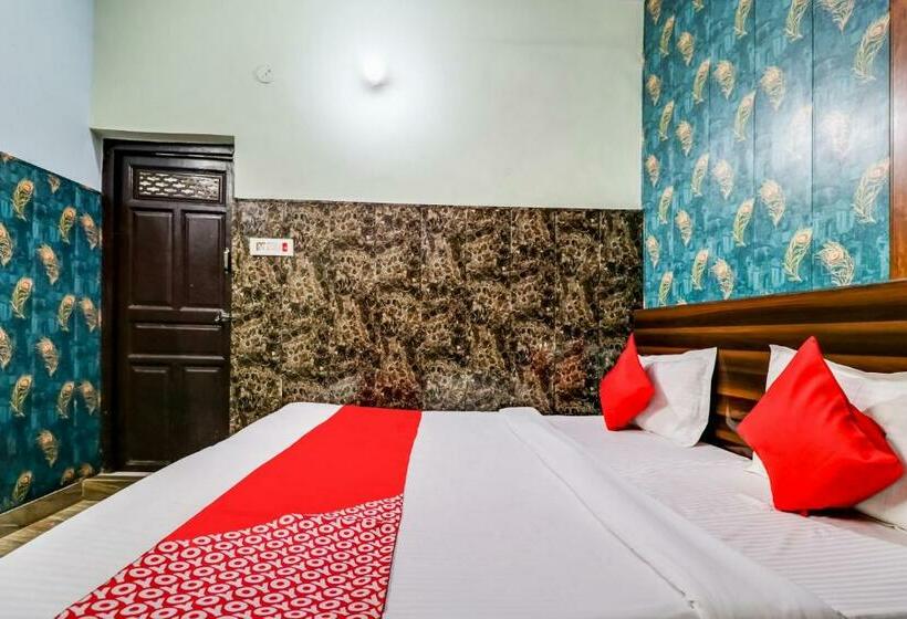 Трехместный Номер Классика, Oyo 84929 Omax Guest House