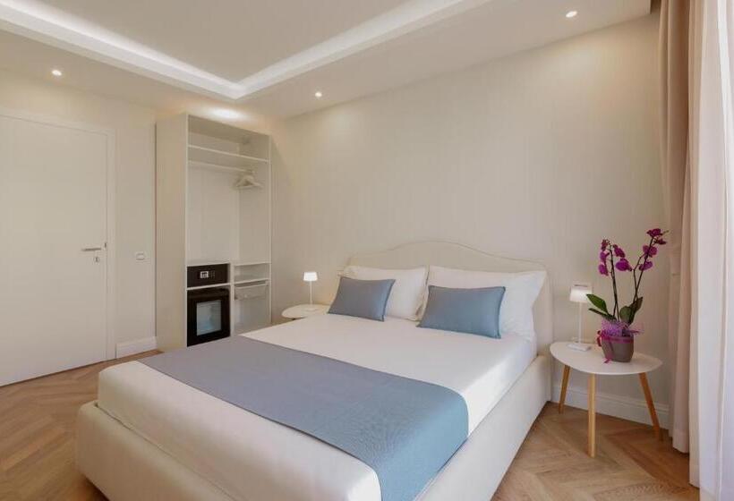 Quarto Estandar Cama King, Télos Rooms