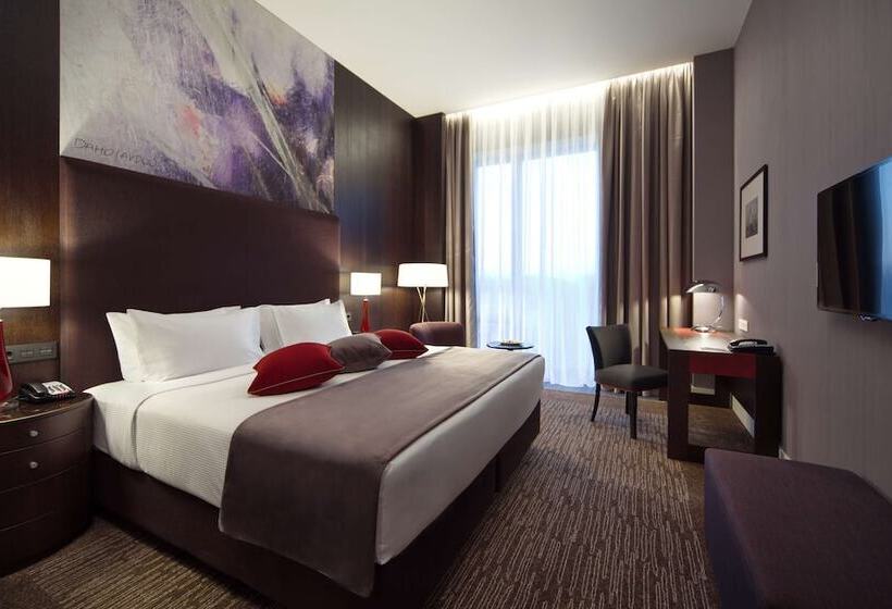 اتاق استاندارد با تخت دوبل, Doubletree By Hilton Hotel Moscow   Marina