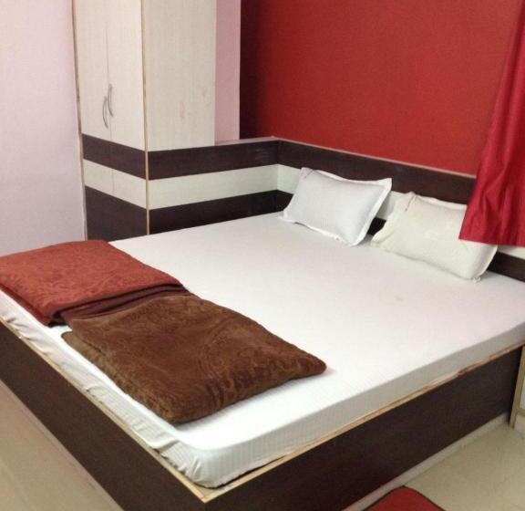 اتاق لوکس, Viraat Inn