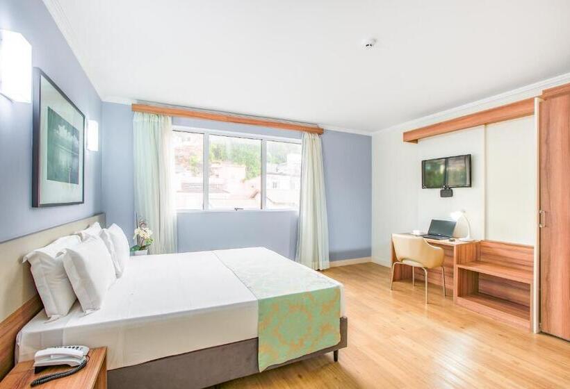 스위트, Iate Hotel Centro Florianópolis