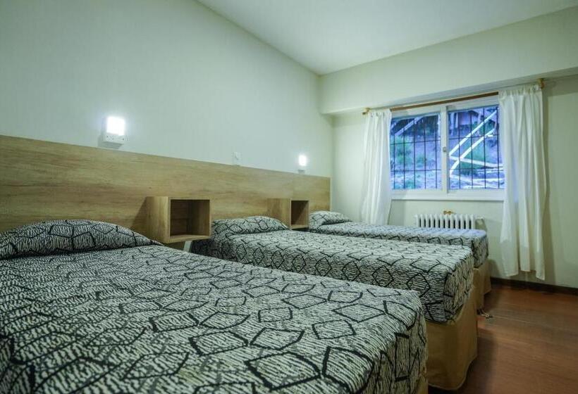 Кровать в Общей Комнате, Tangoinn Hostel Downtown