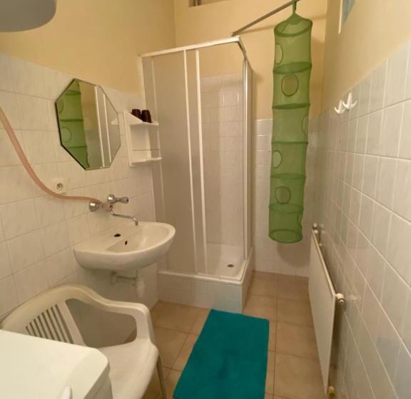 Апартаменты 1 Спальня, Apartma 299