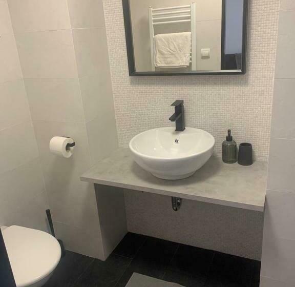 带1个卧室带花园景观的公寓, Apartmány černý Kohout