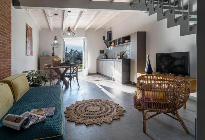 اتاق دوبلکس, Borgo Del Franco