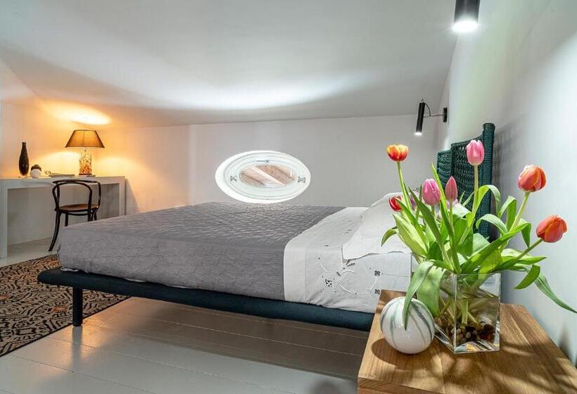 اتاق دوبلکس, Borgo Del Franco