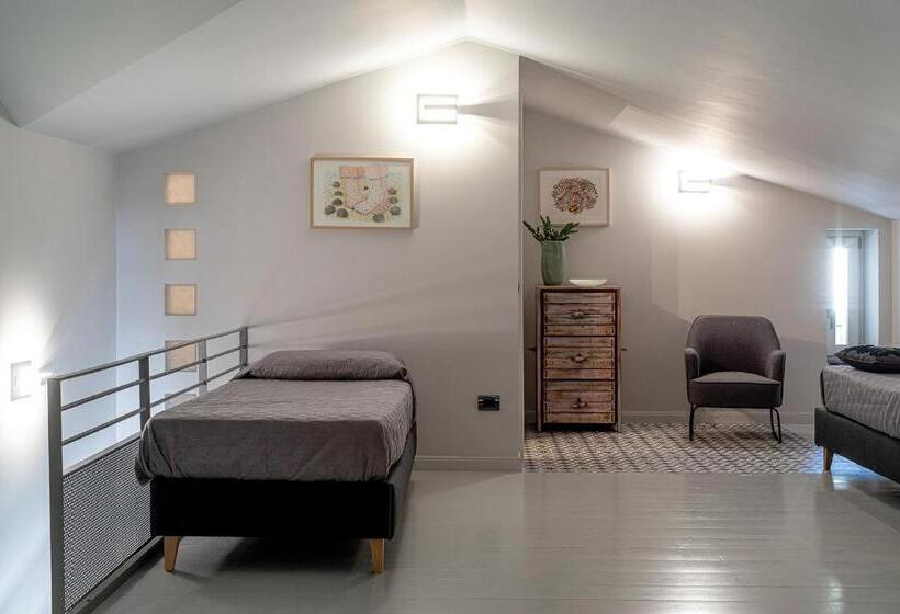 اتاق دوبلکس, Borgo Del Franco