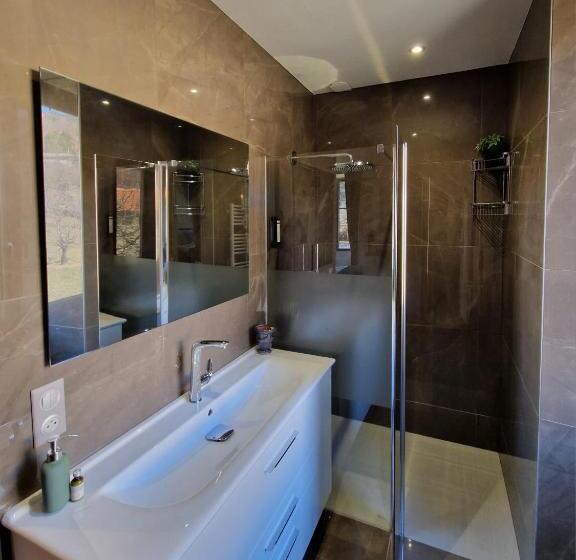 Четырехместный Номер Superior, Le Mas Rolland   Piscine & Spa   Millau Gorges Du Tarn