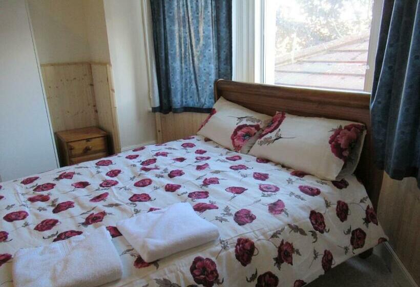 غرفة قياسية, Lennard House
