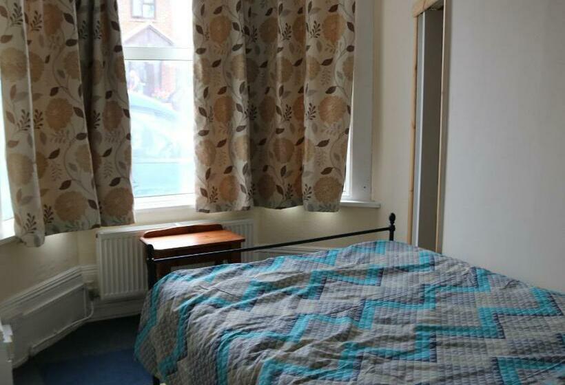 غرفة قياسية, Lennard House