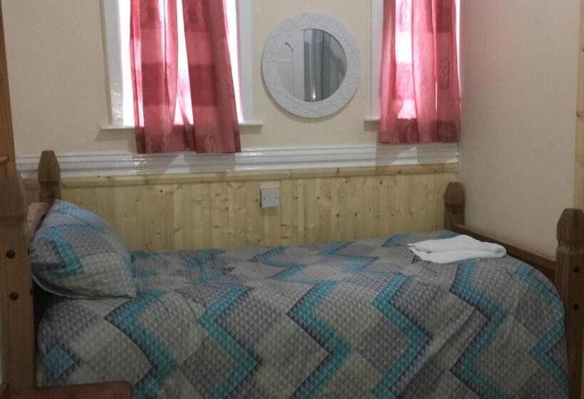 غرفة قياسية فردية, Lennard House