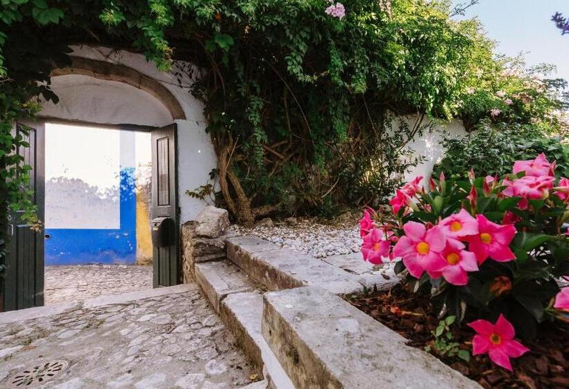 Номер Стандарт, Casa António Moreira