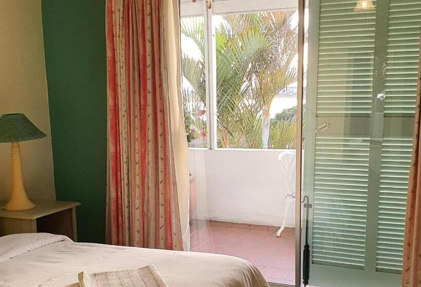 اتاق استاندارد, Lagoona Inn