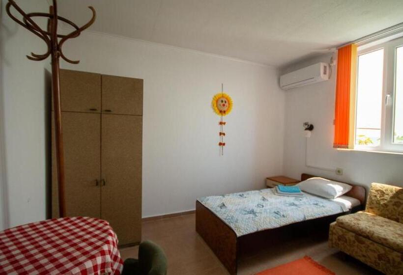 חדר סטנדרט נוף לים, ваканционни къщи на брега  Holiday Houses On The Coast