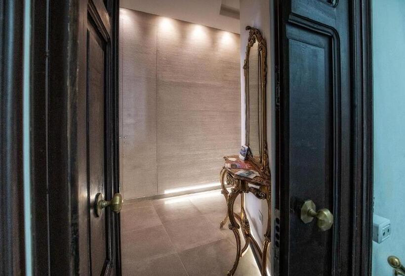 Семейный Номер Superior, Materia Relais