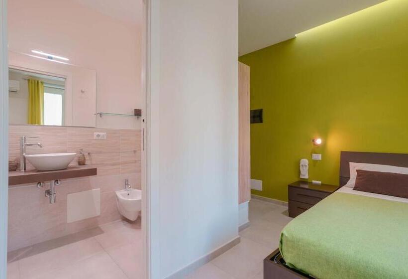 Номер Стандарт, Insula B&b