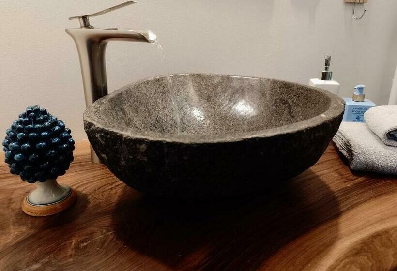 庭の見えるスタンダードトリプルルーム, B&b Casanera