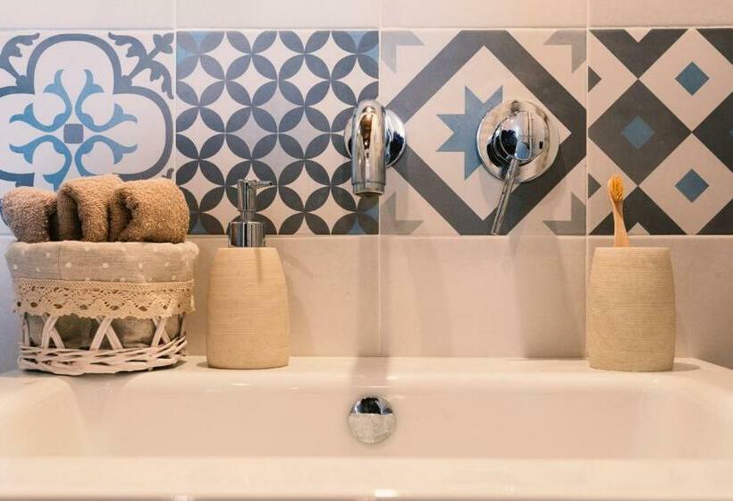 اتاق استاندارد چهار تخته, Ibla Barocca
